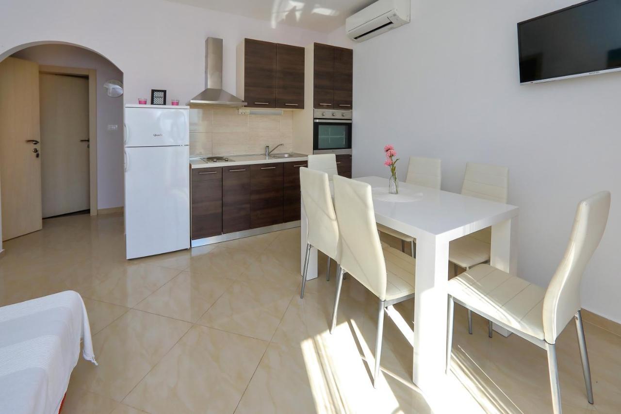 Bane Dvori Apartment Bibinje Exterior foto