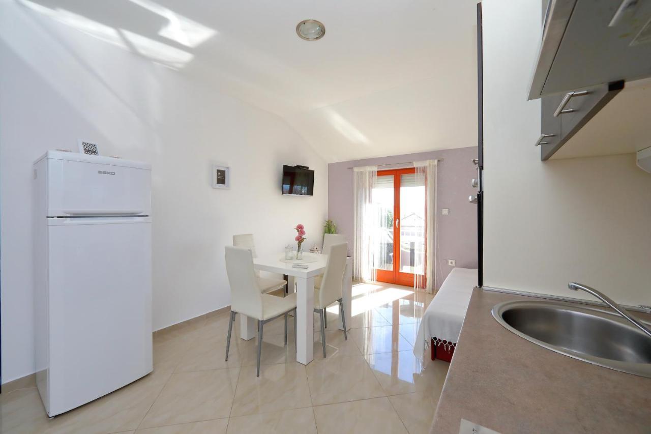 Bane Dvori Apartment Bibinje Exterior foto